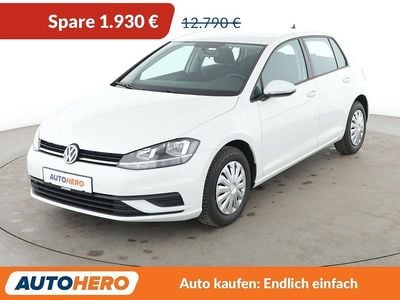 Gebraucht VW Golf VII Trendline 110 PS (80 kW) 2018 Weiß Limousine