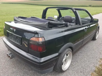 Gebraucht VW Golf Cabriolet Highline 75 PS (55 kW) 1998 Schwarz Cabrio