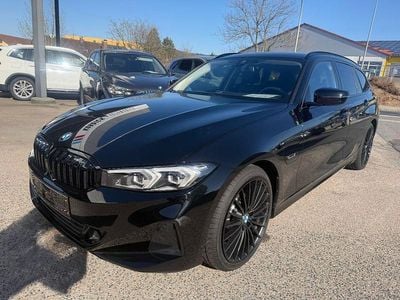 Gebraucht BMW 320e Sport Line 204 PS (150 kW) 2022 Schwarz Kombi