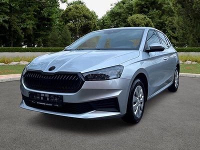 Second-hand Skoda Fabia Active 80 CP (58 kW) 2023 Argintiu Hatchback