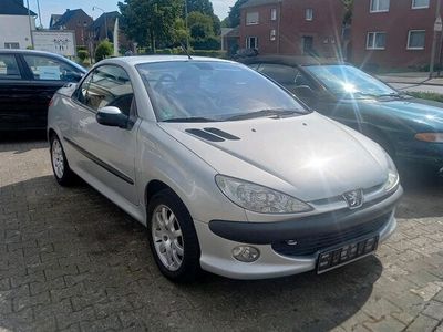 gebraucht Peugeot 206 CC 1,6 LTR SILBER / KLIMA / ALUS / TÜV 24