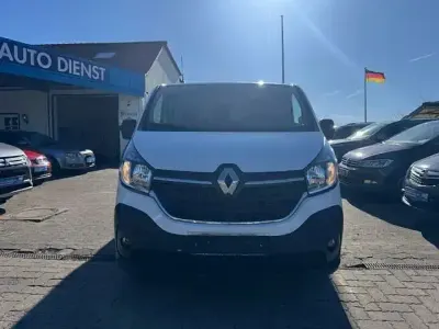 Używany VW Multivan Sportline 85 KM (62 kW) 2021 Biały Minivan