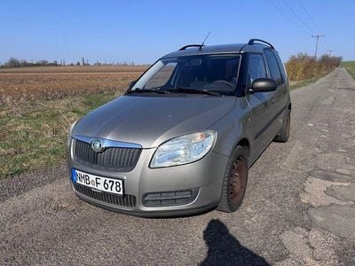 Gebraucht Skoda Roomster 69 PS (50 kW) 2009 Beige Van / Kleinbus