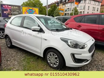 Gebraucht Ford Ka Plus Basis 69 PS (50 kW) 2019 Weiß Kleinwagen