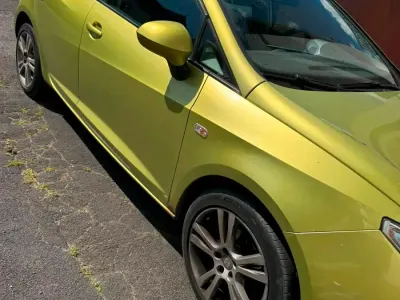 Gebraucht Seat Ibiza 86 PS (63 kW) 2009 Gelb Kleinwagen