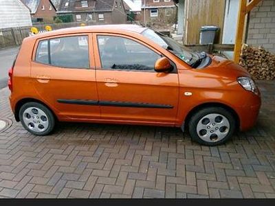 Gebraucht Kia Ceed 60 PS (44 kW) 2009 Orange Kleinwagen