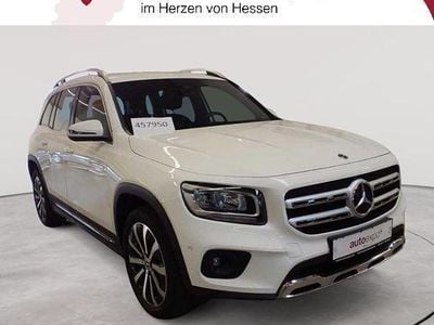Mercedes GLB220