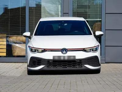 Gebraucht VW Golf VIII GTI Clubsport 300 PS (220 kW) 2021 Weiß Limousine