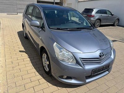 Gebraucht Toyota Verso Edition 147 PS (108 kW) 2010 Blau Van / Kleinbus