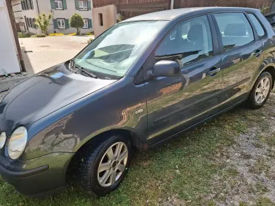 Second-hand VW Polo Comfortline 64 CP (47 kW) 2005 Gri Hatchback
