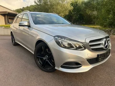 Gebraucht Mercedes E250 204 PS (150 kW) 2015 Silber Kombi