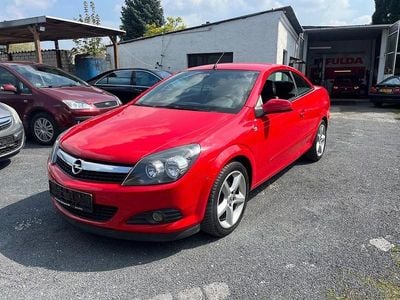 Usata Opel Astra Cabriolet Cosmo 105 CV (77 kW) 2006 Rosso Cabrio