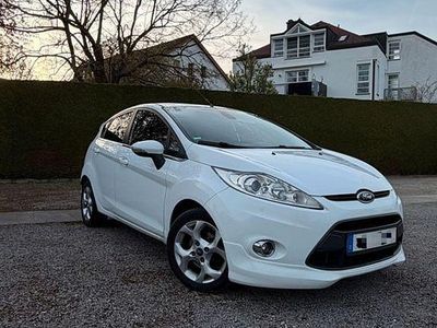 Second-hand Ford Fiesta Titanium 95 CP (69 kW) 2011 Alb Hatchback