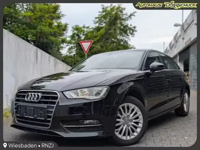 Gebraucht Audi A3 Ambiente 150 PS (110 kW) 2016 Schwarz Limousine