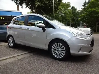 Gebraucht Ford B-MAX Titanium 101 PS (74 kW) 2015 Silber Van / Kleinbus