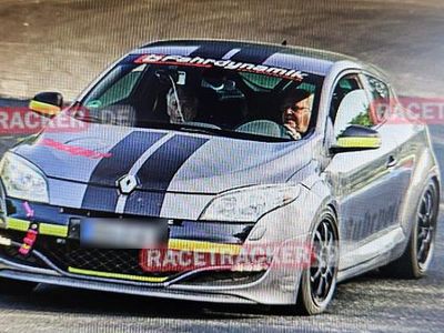 Second-hand Renault Mégane Coupé R.S. 265 CP (194 kW) 2011 Argintiu Coupe