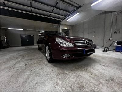 Gebraucht Mercedes CLS350 296 PS (217 kW) 2007 Rot Limousine