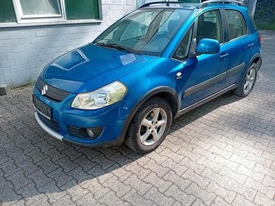 Second-hand Suzuki SX4 120 CP (88 kW) 2009 Albastru SUV