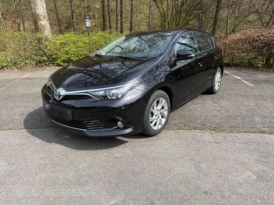 Usata Toyota Auris Edition-S 118 CV (86 kW) 2017 Nero Berlina