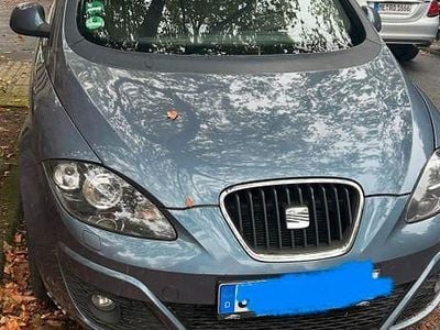 Blau Gebraucht 2009 Seat Altea Style Van / Kleinbus | 1.449 €