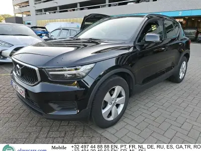 Gebraucht Volvo XC40 Momentum 129 PS (94 kW) 2021 Schwarz SUV