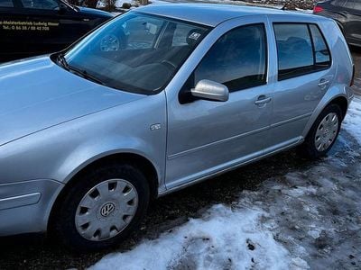 Silber Gebraucht 2003 VW Golf IV Kleinwagen | 1.700 € (Fairer Preis)