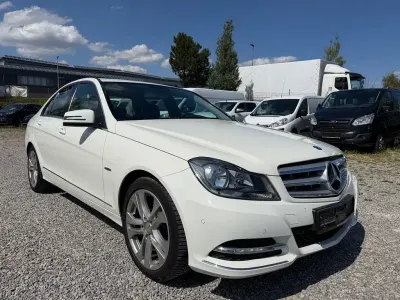 Gebraucht Mercedes C180 Avantgarde 156 PS (114 kW) 2011 Weiß Limousine