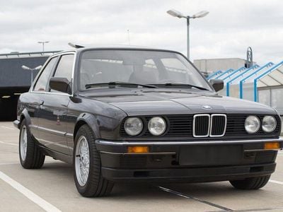 Usata BMW 320 Performance 129 CV (94 kW) 1986 Marrone Berlina