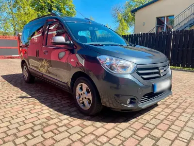 Gebraucht Dacia Dokker 90 PS (66 kW) 2015 Schwarz Van / Kleinbus