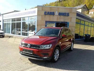 Gebraucht VW Tiguan Highline 150 PS (110 kW) 2018 Ruby red metallic SUV