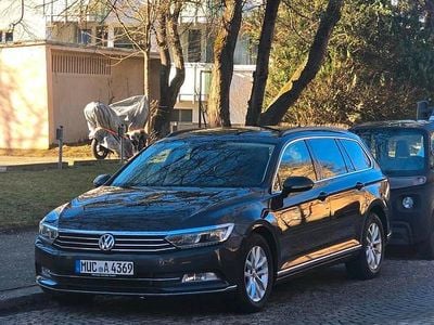 Gebraucht VW Passat Comfortline 190 PS (139 kW) 2019 Grau Kombi