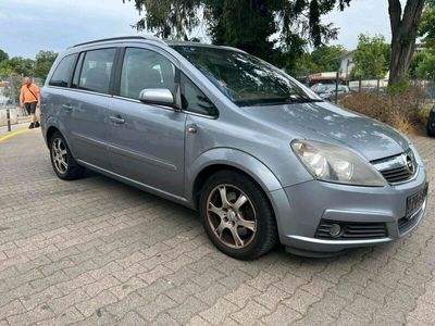 gebraucht Opel Zafira 