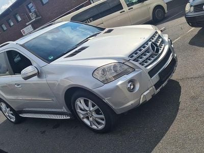 Mercedes ML280