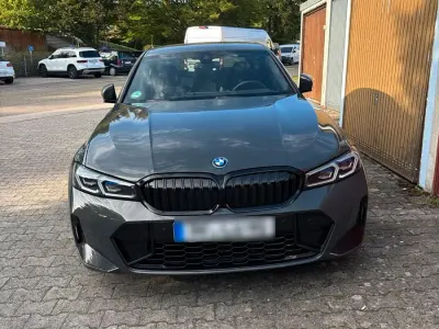 Usata BMW 320e 204 CV (150 kW) 2022 Grigio Berlina