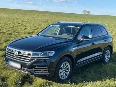 Usata VW Touareg 231 CV (169 kW) 2019 Blu SUV