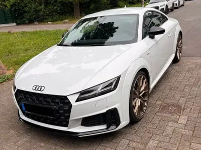Gebraucht Audi TT Sport 245 PS (180 kW) 2024 Weiß Coupé