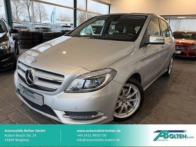 Gebraucht Mercedes B200 156 PS (114 kW) 2014 Silber Van / Kleinbus