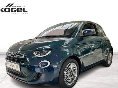 Neu Fiat 500 65 PS (47 kW) 2025 Grün (ozeangrün) Limousine