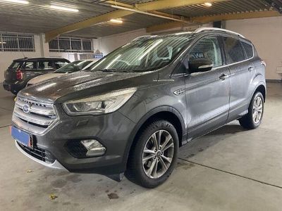 Gebraucht Ford Kuga Titanium 150 PS (110 kW) 2019 Metallic) (grau SUV