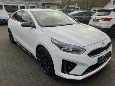 Second-hand Kia ProCeed GT GT 204 CP (150 kW) 2021 Alb Hatchback
