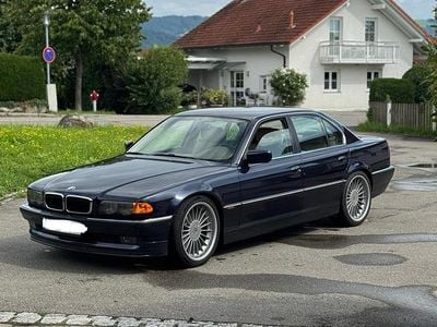 BMW 730