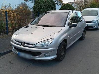 Gebraucht Peugeot 206 115 PS (84 kW) 2004 Silber Kleinwagen