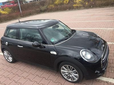 Gebraucht Mini Cooper S 192 PS (141 kW) 2016 Schwarz Kleinwagen