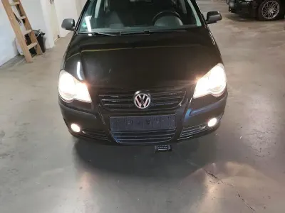 Gebraucht VW Polo 60 PS (44 kW) 2007 Schwarz Kleinwagen