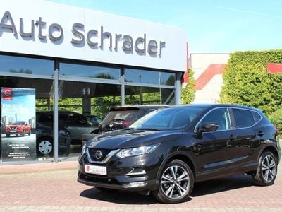 Schwarz Gebraucht 2018 Nissan Qashqai N-Connecta SUV | 17.780 € (Etwas zu teuer)