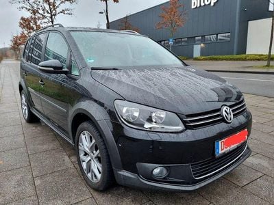 VW Touran Cross