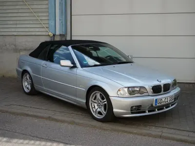 Gebraucht BMW 330 Cabriolet Sport Line 231 PS (169 kW) 2001 Silber Cabrio