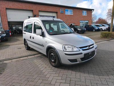 Gebraucht Opel Combo 87 PS (63 kW) 2004 Silber Van / Kleinbus