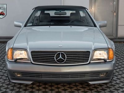 Silber Gebraucht 1991 Mercedes SL500 Cabrio | 27.500 €