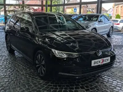 Gebraucht VW Golf VIII Move 150 PS (110 kW) 2024 Schwarz Kombi